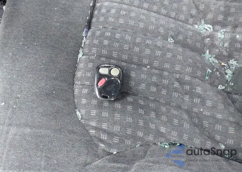 2000 Chevrolet S-10 Ls z USA, uszkodzony, nr VIN 1GCCS19W3Y8299761